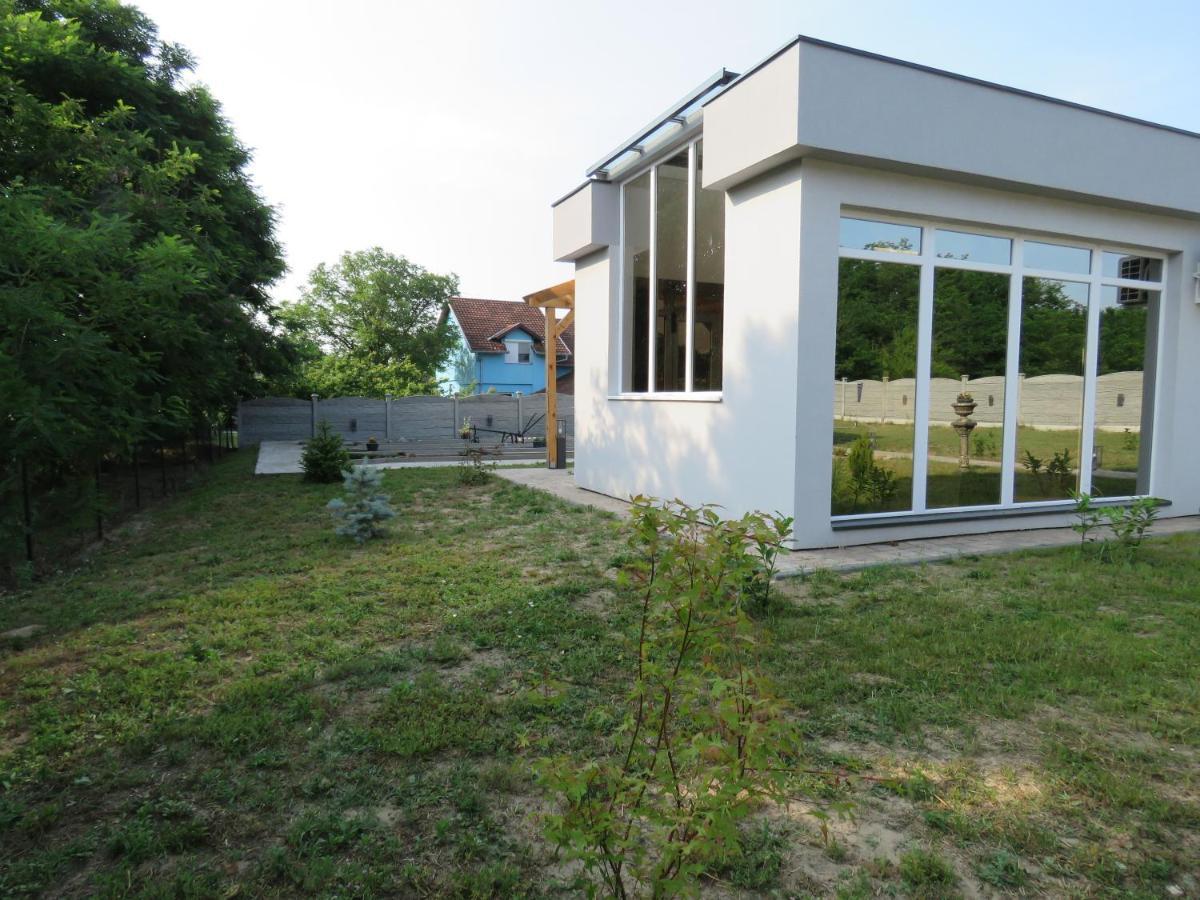 Ferienwohnung Prenociste Panorama Subotica Exterior foto